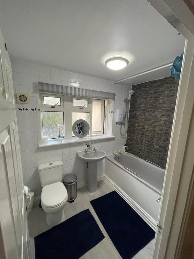 Shared House In Chakeshill Drive Hotel Bristol Exterior foto